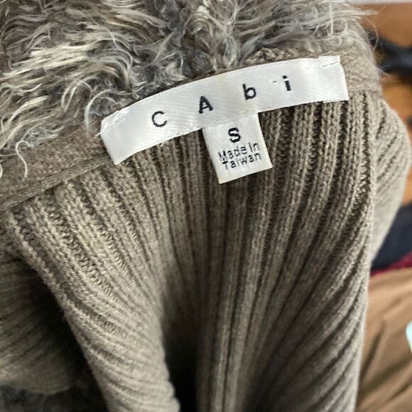 cAbi Alpaca Mohair Vest Style #180 Faux Fur Front Knit Back - Picture 9 of 11